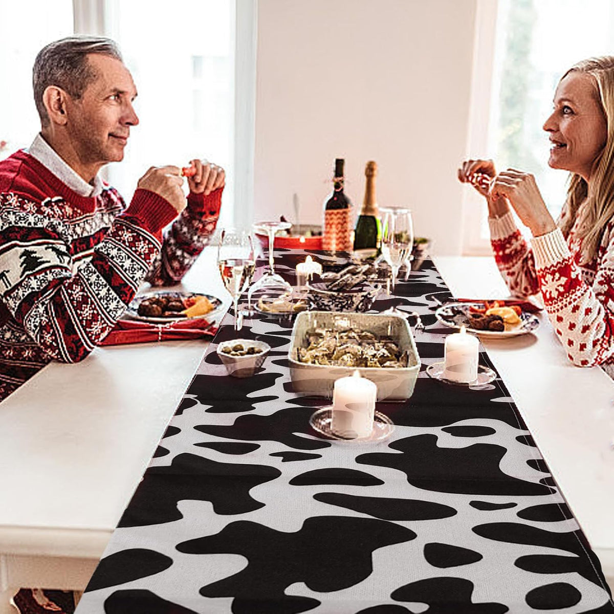 5 Pcs Linen Cow Print Table Runner Black and White Farm Cow Print Tablecloth Western Barnyard Cowboy Themed Table Cloths for Birthday Party Decorations Home Kitchen Supplies ( 13 x 72 in)