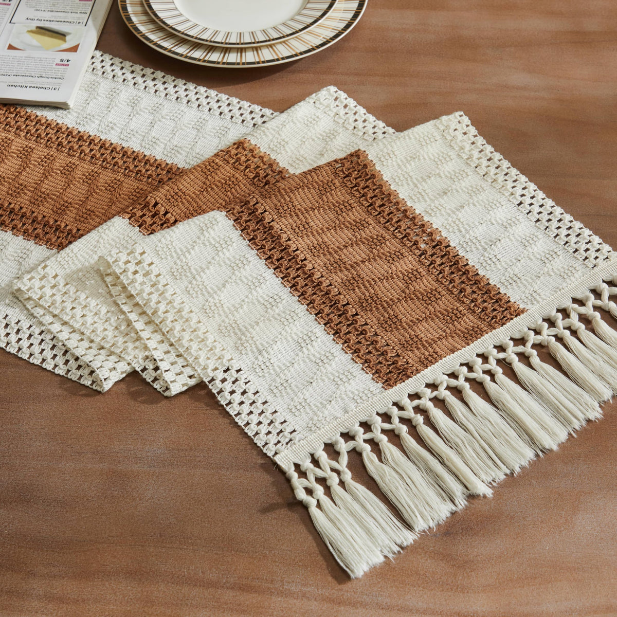 ZeeMart Macrame Style Bicolor Stitching Table Runner 14x72in Green