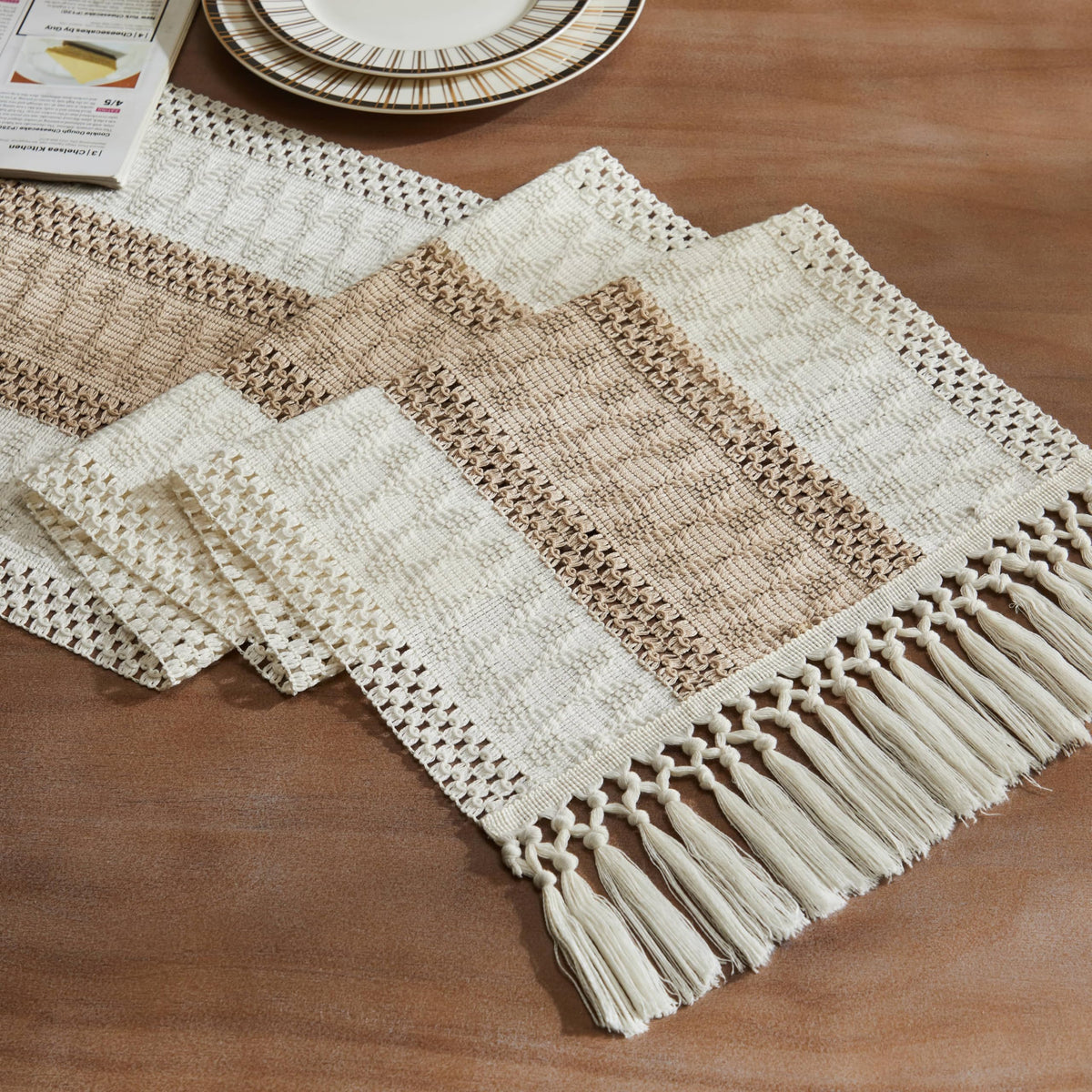 ZeeMart Macrame Style Bicolor Stitching Table Runner 14x72in Green